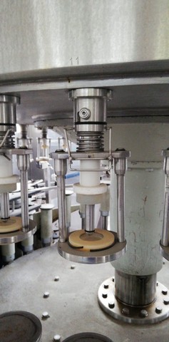 Used filler Bertolaso Olimpia 8.000 bph 2