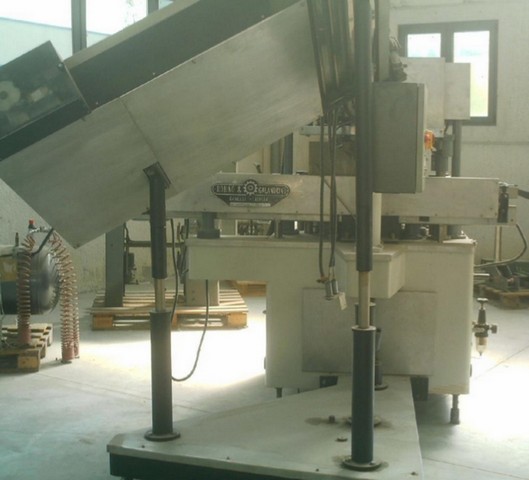 Gabbiettatrice Robino&Galandrino 12.000 bph Usata