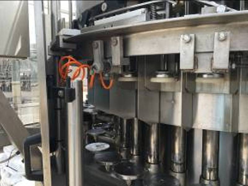 Used isobaric filler Cortellazzi 32 valves 4