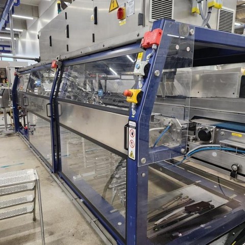 Linea di imbottigliamento PET Krones 24.000 bph Usata 4