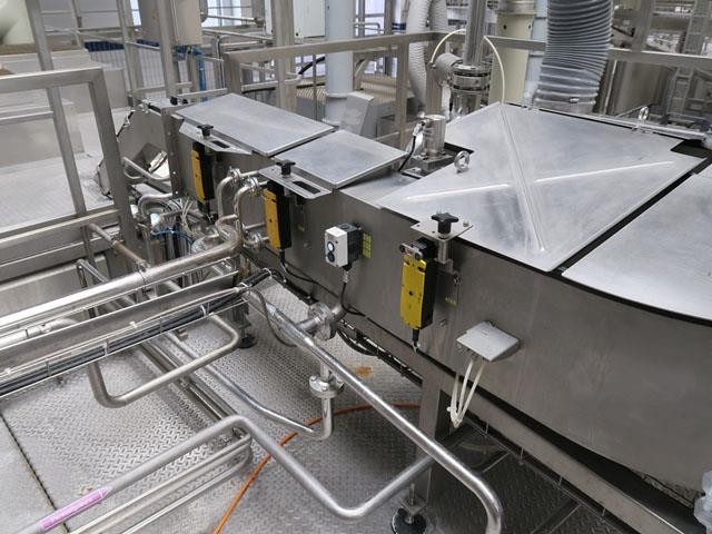 Linea di imbottigliamento PET Krones 24.000 bph Usata 19