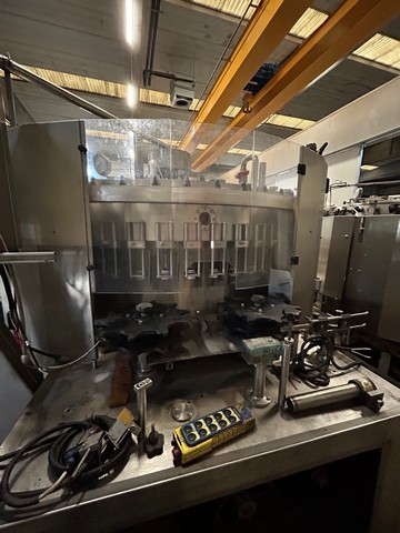 Used filler BC 32 isobaric 3.200 bph 3