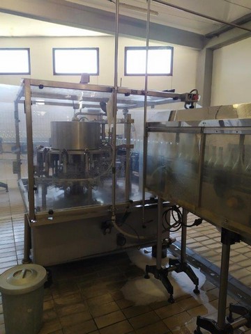 Used rinser Melegari 3.000 bph