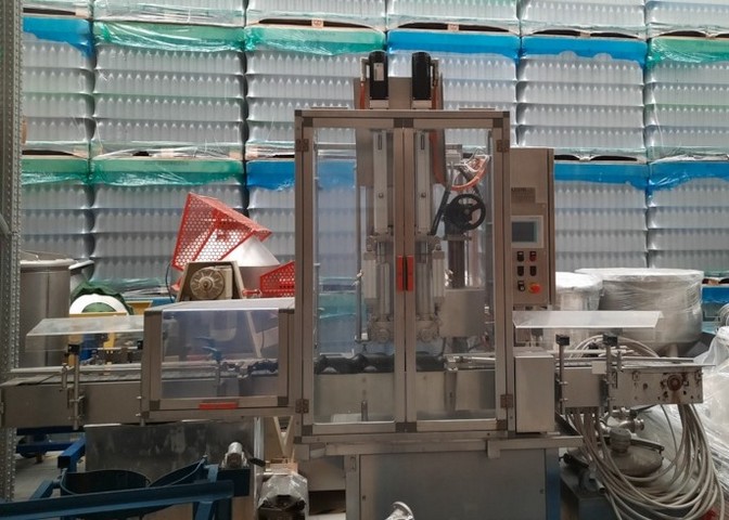 Used filler Alcos volumetric dosing 4.800 bph 6