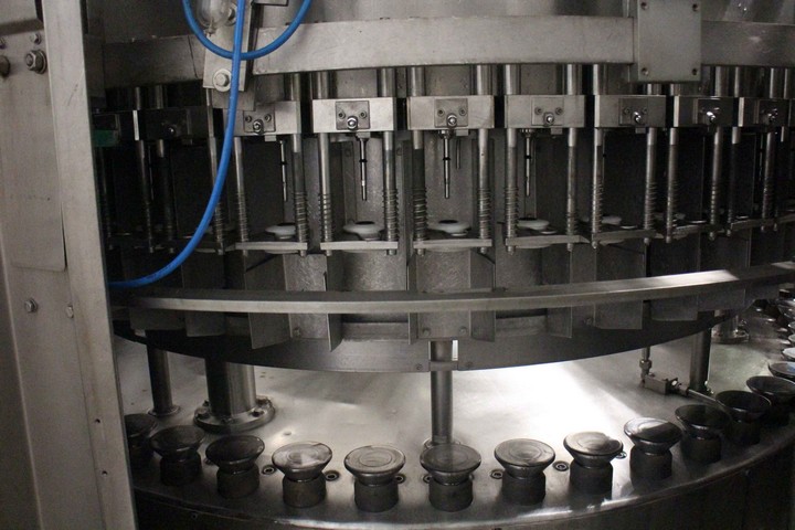 Riempitrice Cobert Suprema 60 isobarica 7.000 bph Usata 12