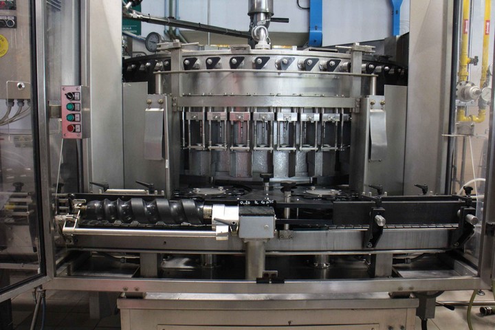 Riempitrice Cobert Suprema 60 isobarica 7.000 bph Usata 14