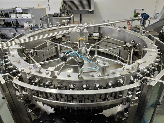 Used filler Cobert isobaric 6.000 bph 13