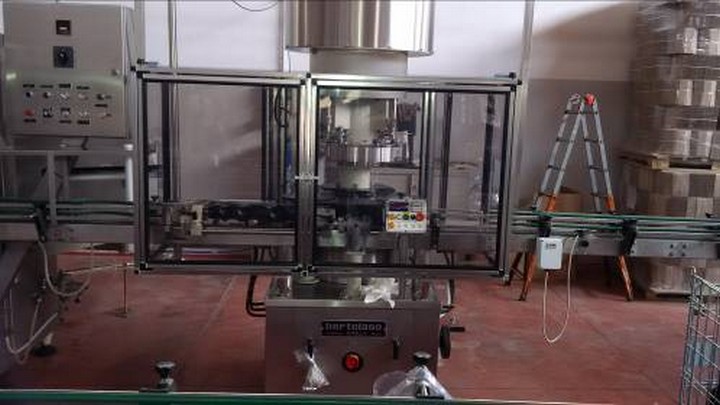 Used capper Delta 404 Bertolaso 7.000 bph 4