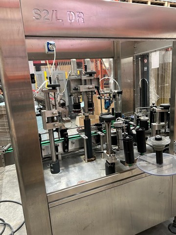 Etichettatrice STS 1.500 bph Usata 3