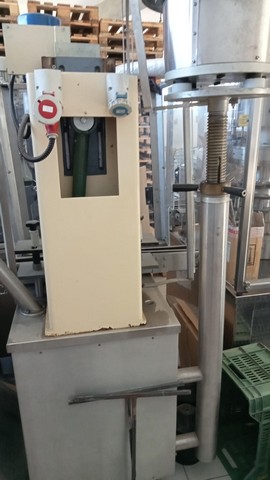Tappatore BC 2.000 bph Usata 2