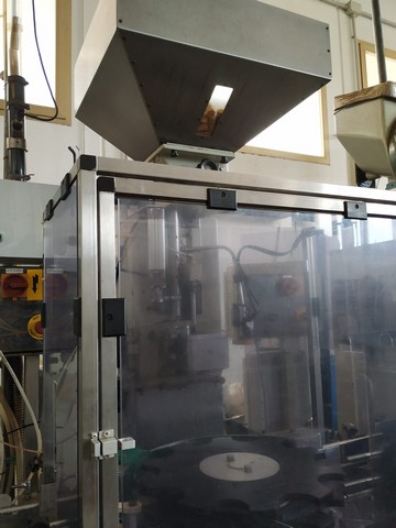 Used capper Bertolaso 3.000 bph 2