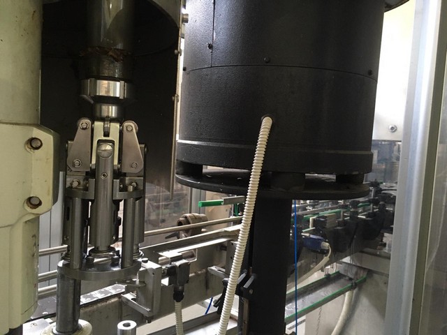 Used capper Bertolaso Stelvin 2