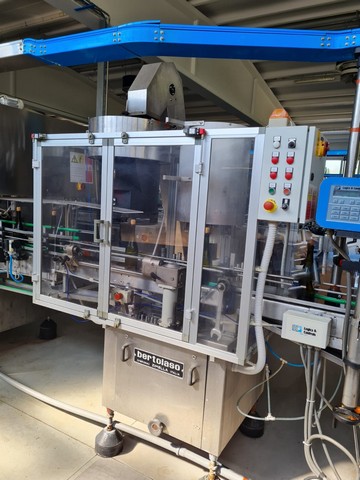 Used capper Bertolaso Stelvin 4
