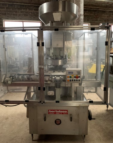 Used capper Delta 406 Bertolaso 9.000 bph 4