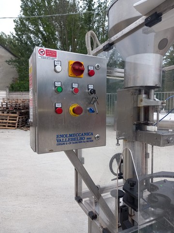 Tappatore Enolmeccanica mt-sr Usata 2