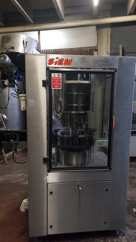 Used capper Siem screw cap Stelvin 3