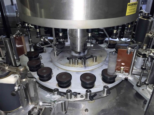 Used labeller Cavagnino&Gatti 16t.4s.4e adhesive 9