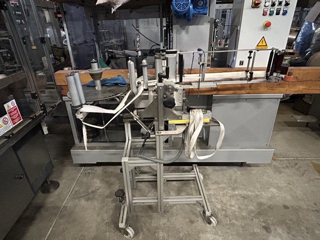 Used labeller Cavagnino&Gatti 21T adhesive