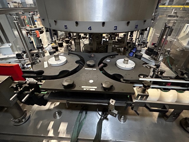 Used labeller Cavagnino&Gatti 21T adhesive 4