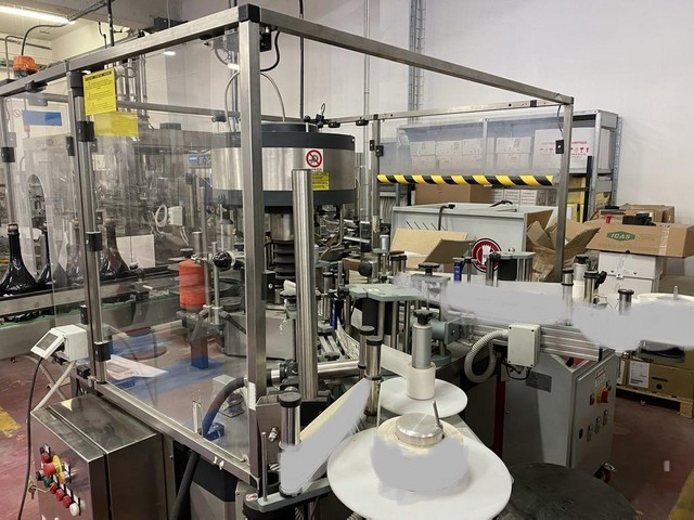 Etichettatrice Cavagnino&Gatti adhesive 2.000 bph Usata 3