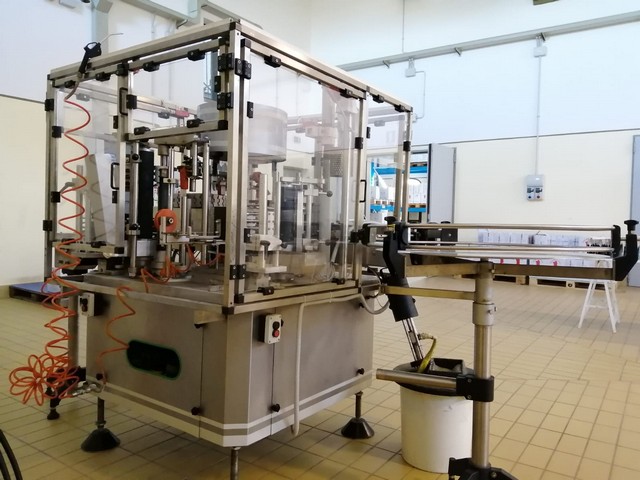 Etichettatrice Eticap System 2.000 bph Usata 2