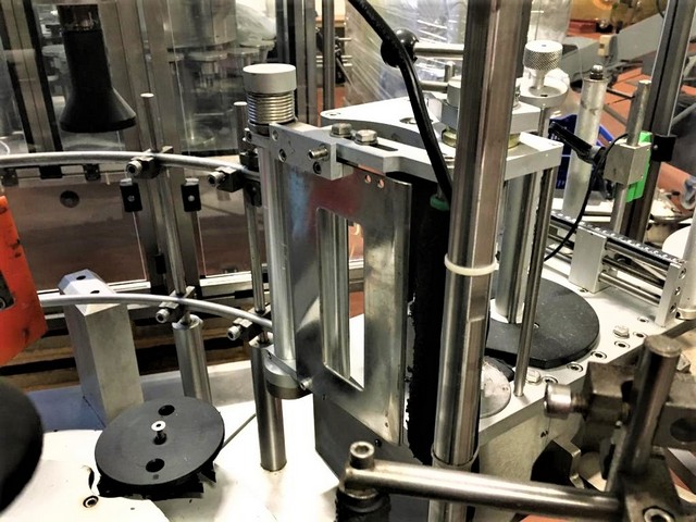 Etichettatrice Eticap System Adesiva Usata 4