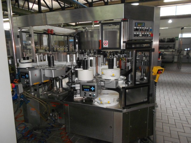 Used labeller Kosme adhesive 20.000 bph