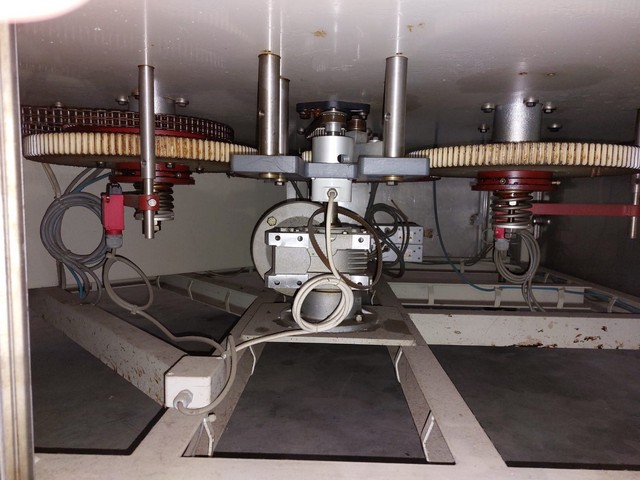 Used labeller Kosme extra adh 504 4t s2 e2 2