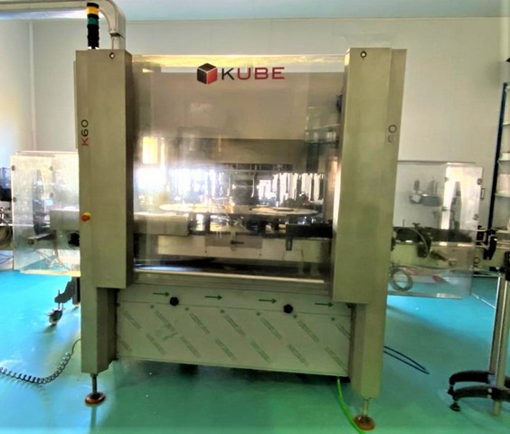 Used labeller Kube adhesive 18.000 bph 3