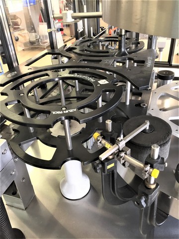 Used labeller Newtec adhesive 3.500 bph 2