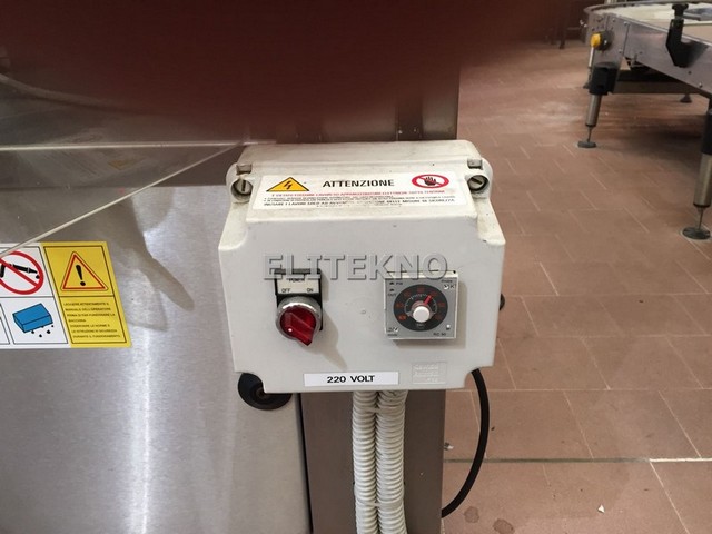 Used labeller Newtec adhesive 6.000 bph 2