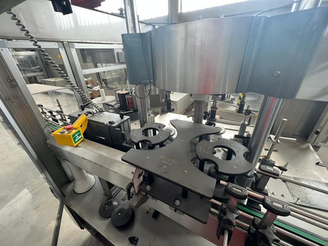 Used labeller Oxe Quasar 4.000 bph 4
