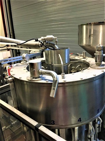 Monoblocco di Riempimento Alfatek 2.000 bph Usato 4