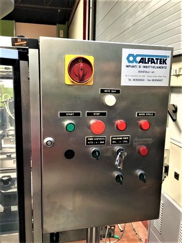 Monoblocco di Riempimento Alfatek 2.000 bph Usato 3
