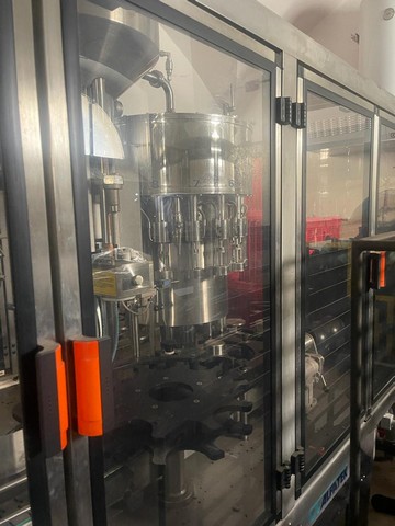Monoblocco di Riempimento Alfatek 15.1 Usato 10