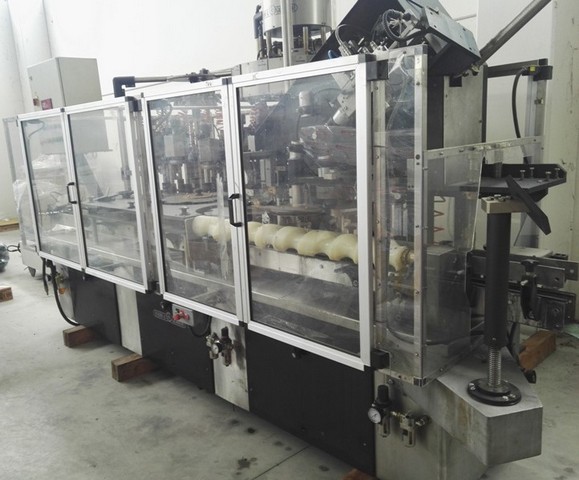 Used Capsuler Robino&Galandrino 12.12 Optical Centering 9