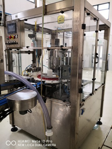Monoblocco di Riempimento Fill’n Cap Usato 2