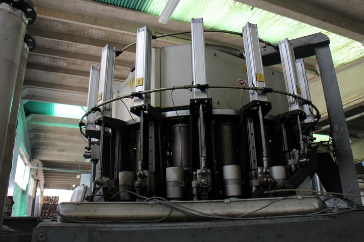 Soffiatrice PET Sipa Sfr 16 Usata 8