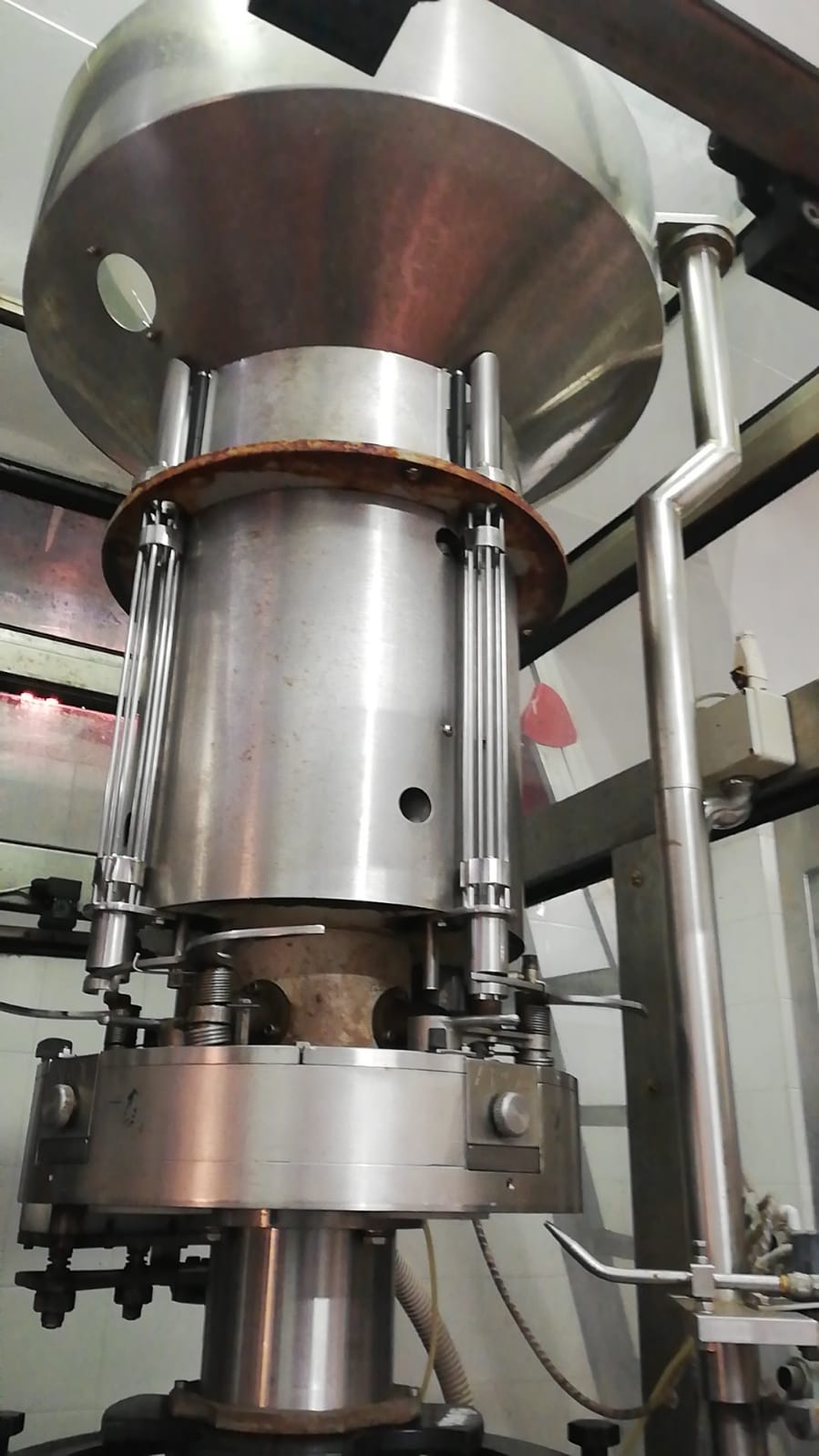 Monoblocco di Riempimento Alfatek 24.4 Usato 7