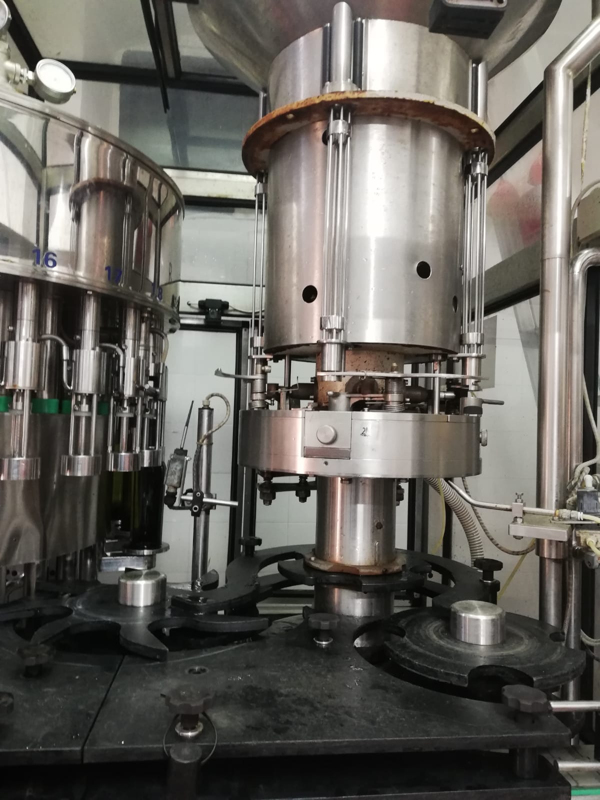 Monoblocco di Riempimento Alfatek 24.4 Usato 8