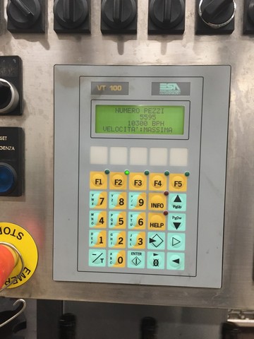 Monoblocco di Riempimento Cortellazzi vega 70.10 Usato 3