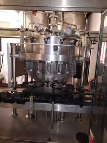 Used filling monoblock Custom 12.16.1 isobaric 5
