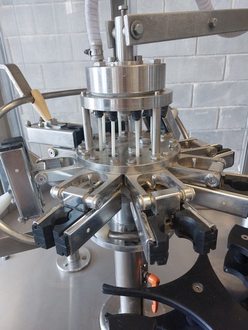 Used filling monoblock Enoberg 8.10.1 11