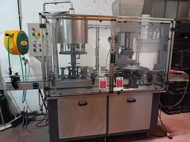 Used filling monoblock Enoitalia 8.1
