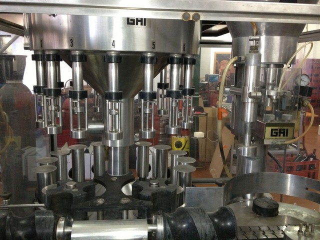 Used filling monoblock GAI 3000 elv 4