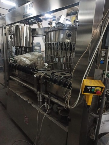 Monoblocco di Riempimento MBF 44.8 Usato 3