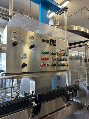 Used filling monoblock Bertolaso isobaric 48.8 3