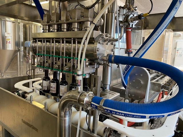Used filling monoblock isobaric Axtra 5