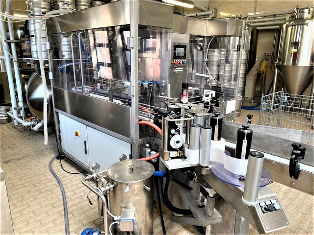 Used filling monoblock isobaric Axtra 6