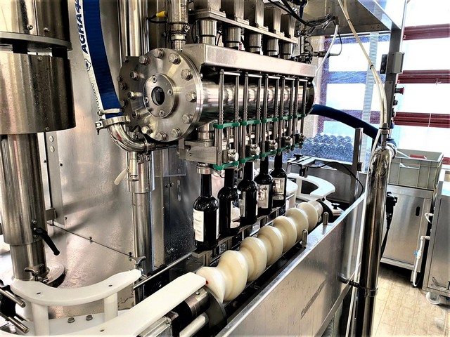 Used filling monoblock isobaric Axtra 7